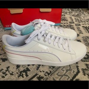 Puma Vikky V2 white sneakers with pastel details